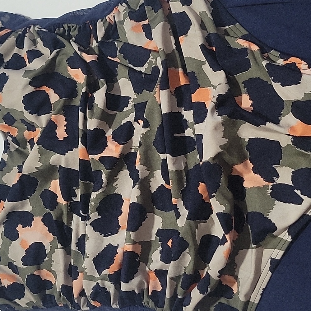DKNY  Navy Leopard Print  One Piece Swimsuit 12 - Picture 10 of 13
